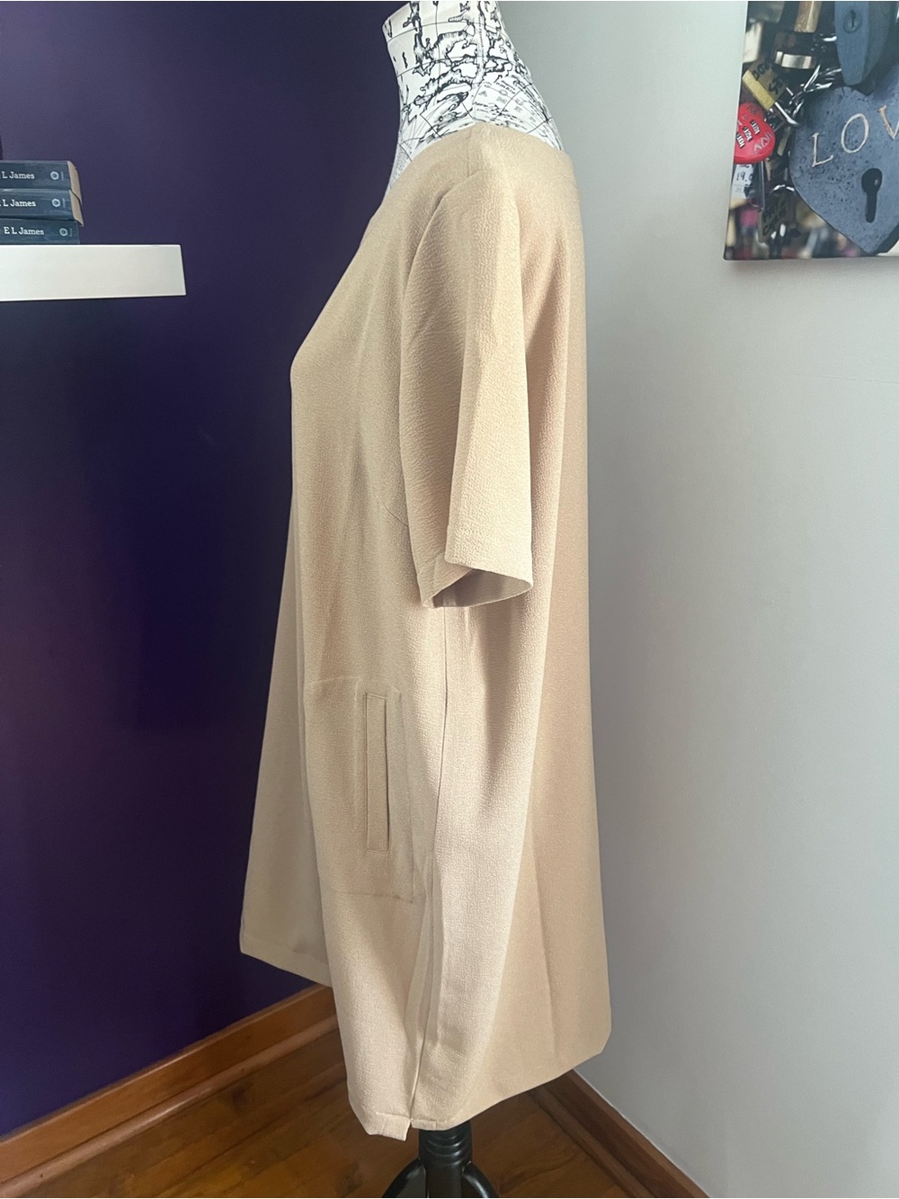 Linea by Louis Dell'Olio Short-Sleeve Midi Dress in Beige - Picture 5 of 8